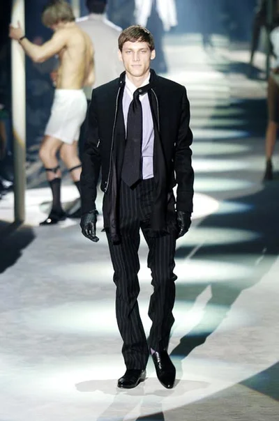 Look 19
